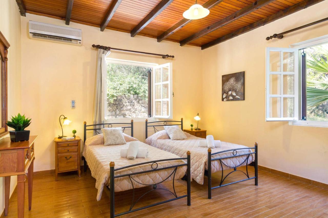 Villa Irini Nissaki Corfu Beach Villa Nisaki  ภายนอก รูปภาพ